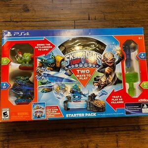 Skylanders Trap Team Video Game - Starter Pack PS4